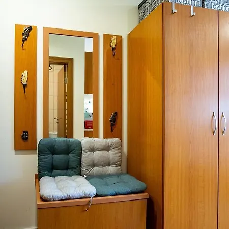 Gondola D5 In Cedar 4 *